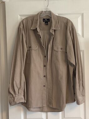 ⭐️ Vintage Moose Creek Legendary Clothing Men’s beige shirt - size L